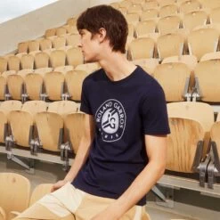T-shirt Lacoste Sport X Roland Garros Bleu Marine 9 T-shirt Lacoste Sport X Roland Garros Bleu Marine -Tennis Équipement Magasin t shirt lacoste sport x roland garros bleu marine 2